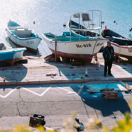 Villa Alenor | Sea View & Beach Access Villa