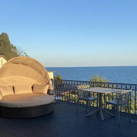 Vila Alenor - Sea View & Access