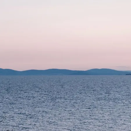 Alenor - Sea View & Access * נסבר